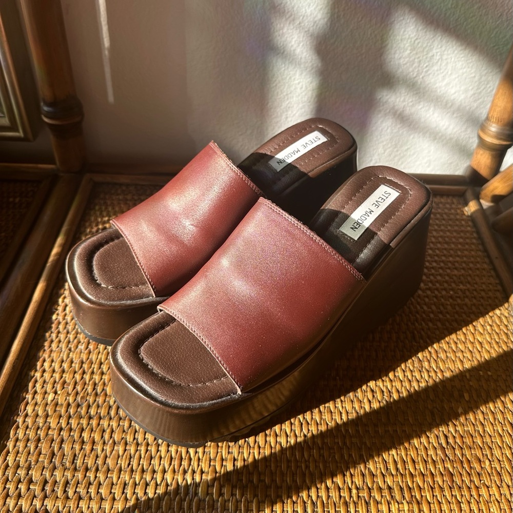 Steve Madden Platform Sandals